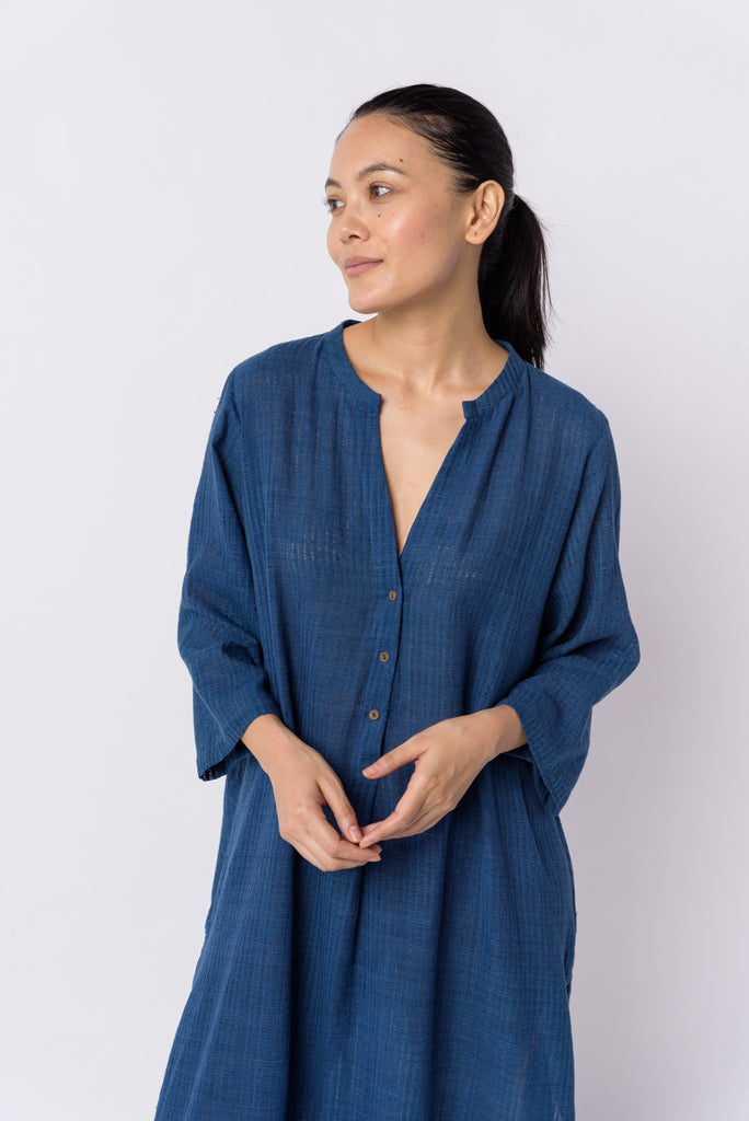 Very blue long tunic, best sustainable fashion brands, clothing companies that are sustainable, organic cotton women's clothing, 100 organic cotton clothing, cotton cotton clothing, all cotton clothes, all cotton women's clothing, women's cotton clothing online, the minimal clothing, minimal clothes shop